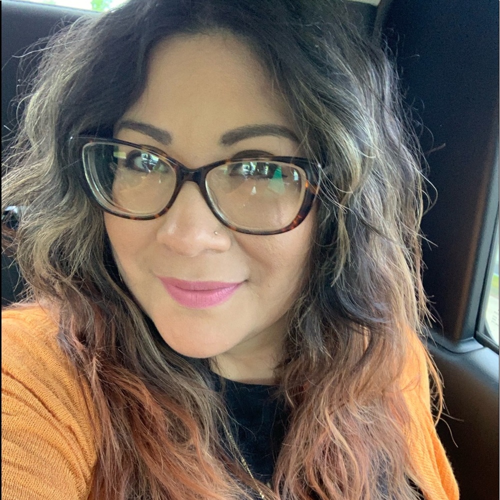 Meet your Posher, Pamela